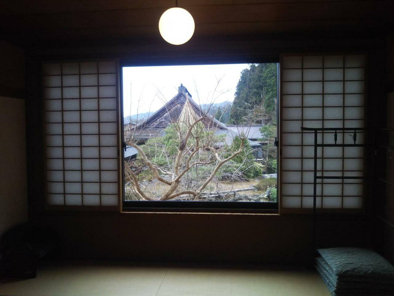 Hotel Koyasan Shukubo Sainanin Exterior foto